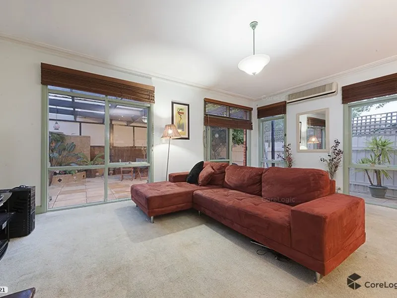 A Dress Circle location!