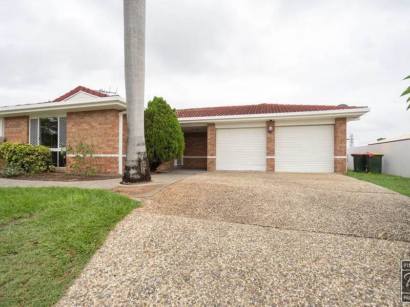 Newly renovated home in beautiful, quiet suburban street 