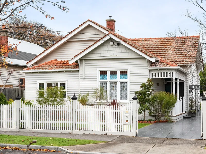 Captivating Edwardian with Oakhill Prestige
