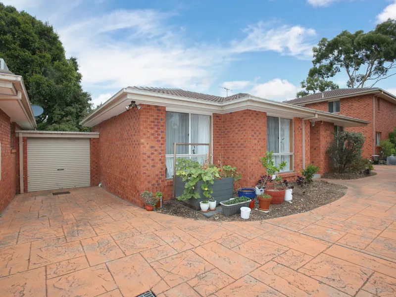 Two bedroom unit with a superb outdoor entertaining area