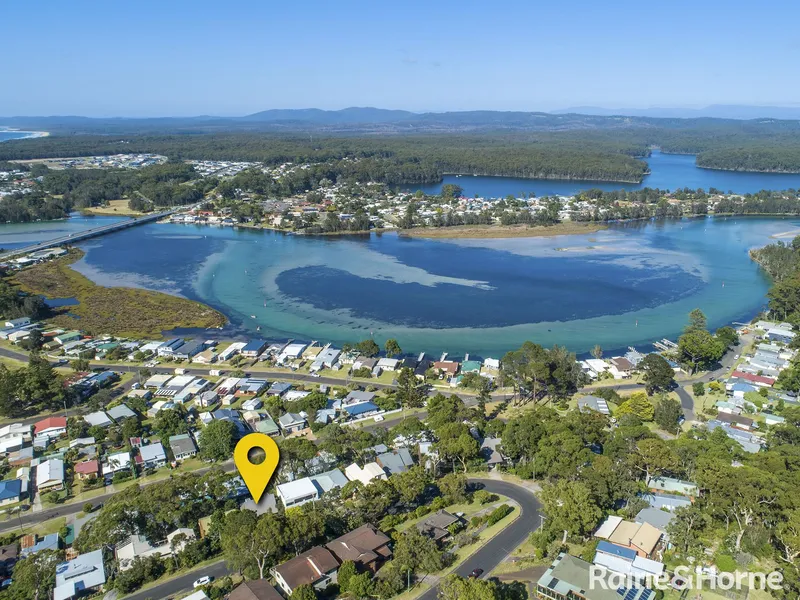 UNIQUE LAKESIDE GETAWAY
