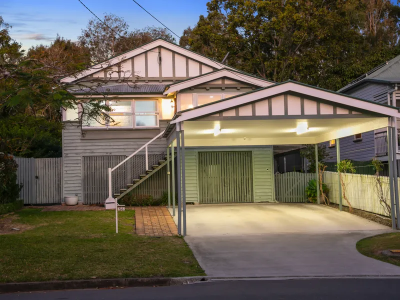 Fully Furnished - Family friendly home - Great Location - 6 Month lease available!