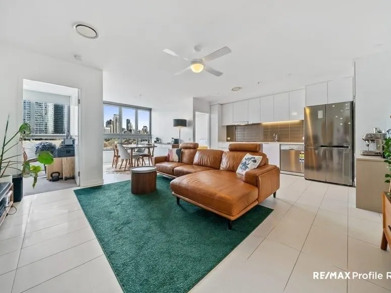 Stylish Living in Fortitude Valley!