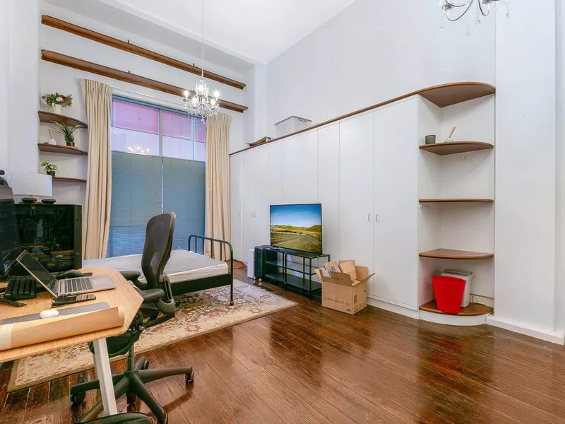 Furnished Studio Apartment - Oaks Goldsbrough