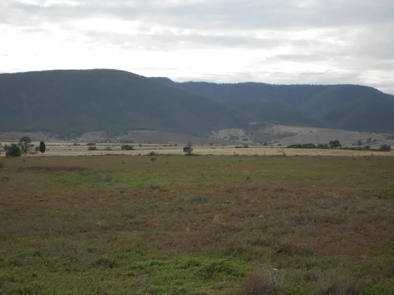 LOVELY VIEWS TO THE RANGES