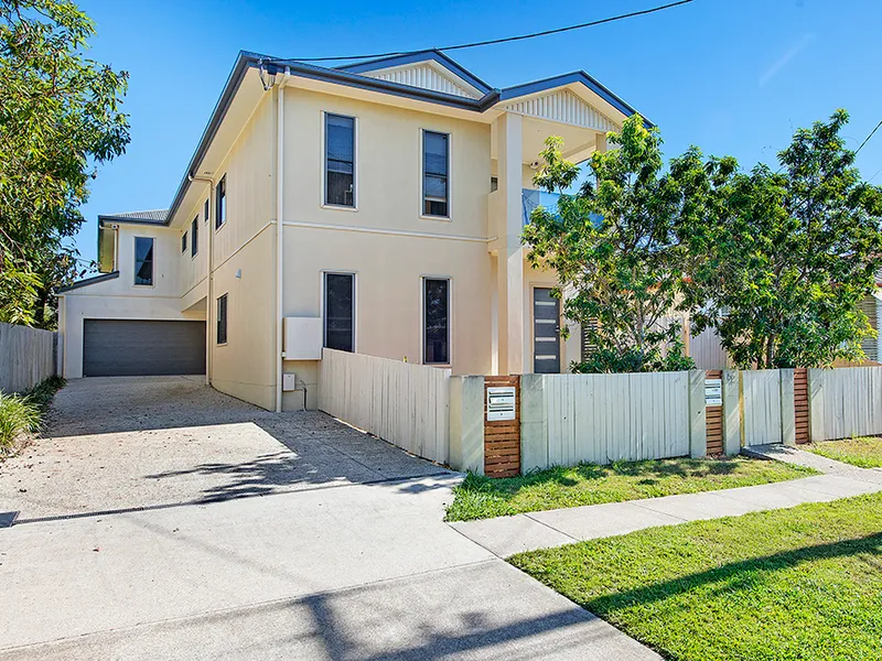 Stylish Townhouse With Loads of Space!