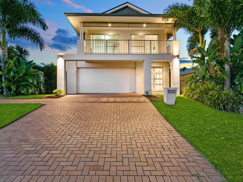 Great Family Home to Enjoy!!!