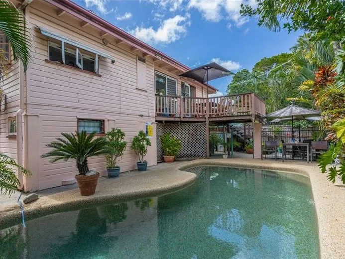 Queenslander In Parramatta Park With Pool