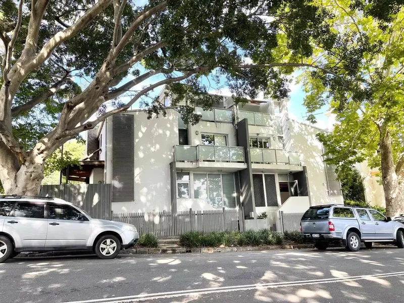 Modern Spacious Duplex with Garden is for Rent now!!!