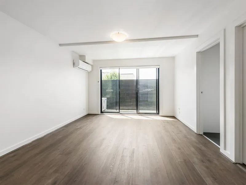 MODERN 2 BEDROOM APARTMENT!