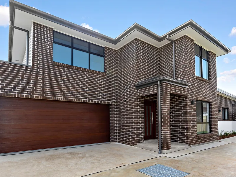 Brand New Family Home In Prime Location 