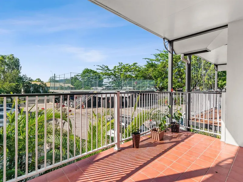 Welcome Surprise in Westcourt!