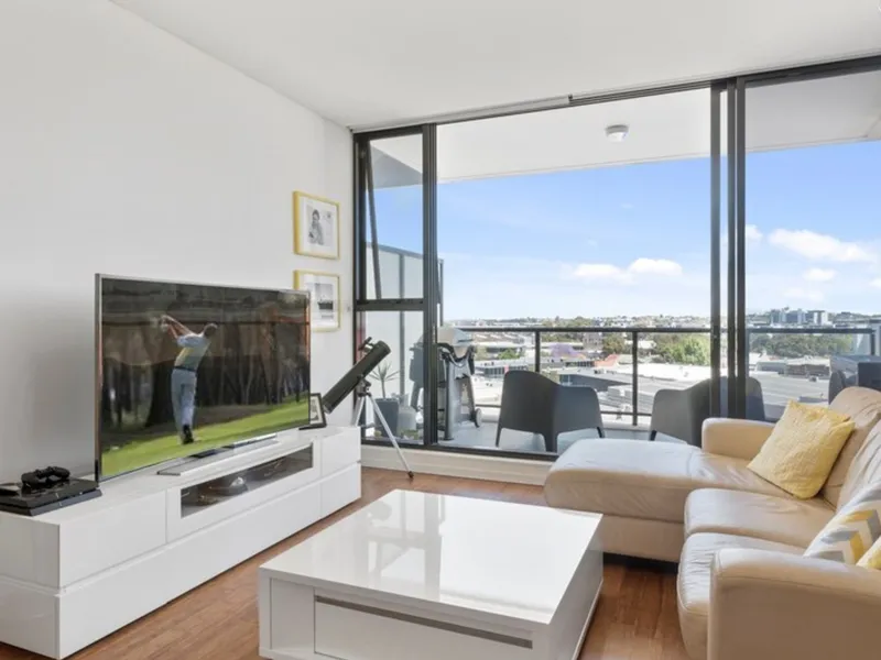 Luxurious Two Bedroom Apartment in the Heart of Zetland