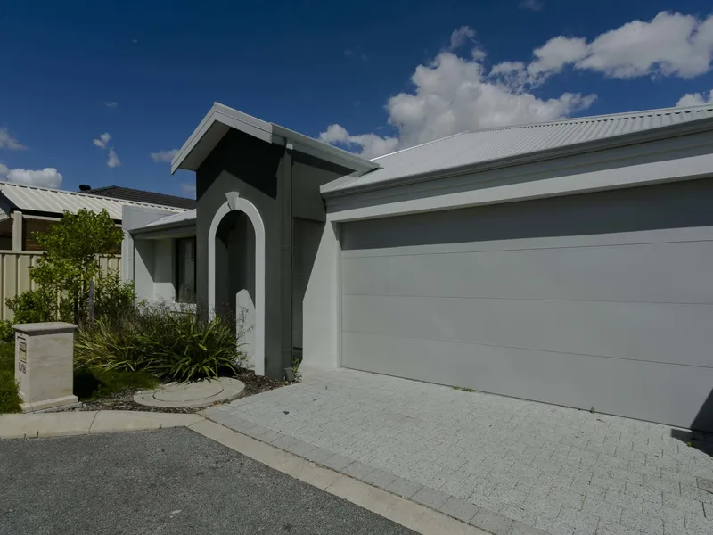 3 bedrooms - $400 p.w.