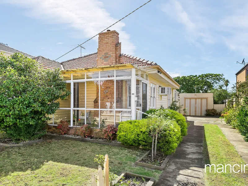 Amazing Locale, Prime Opportunity!