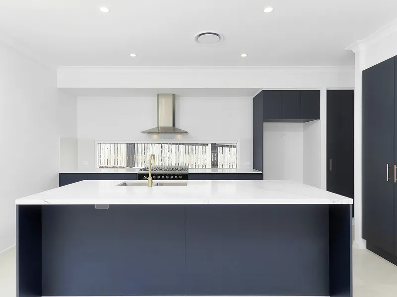 Don't miss out on this fantastic opportunity to own a beautiful home in a great location.