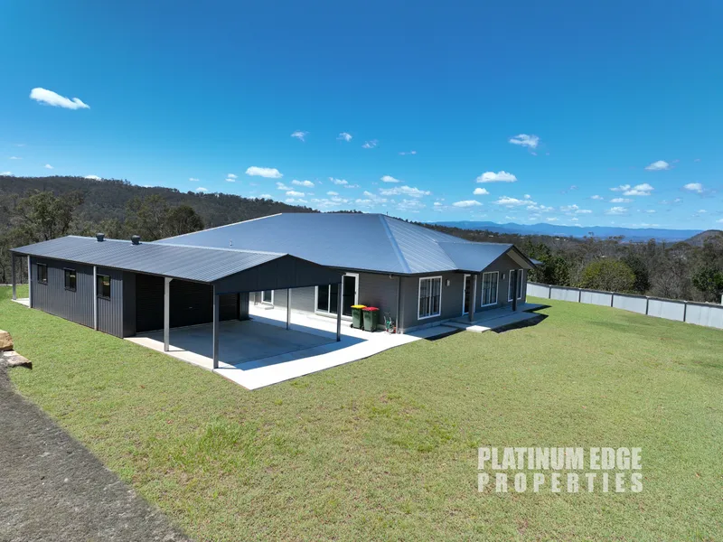 Brand New Luxurious Hampton's Home with Heated Pool, Large Shed, 1 Acre – Available to Inspect