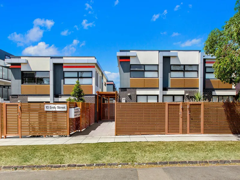 A vibrant modern lifestyle awaits in a thrilling inner-city location