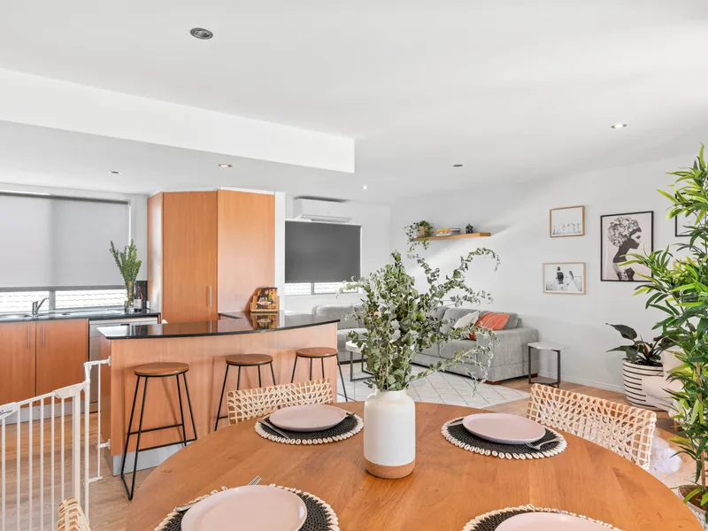 Spacious Modern Townhouse