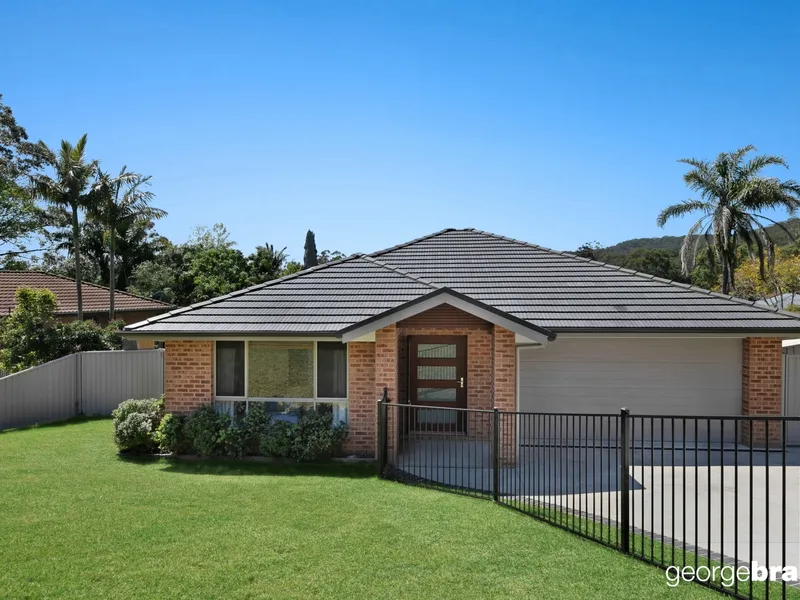 MODERN 4 BEDROOM HOME