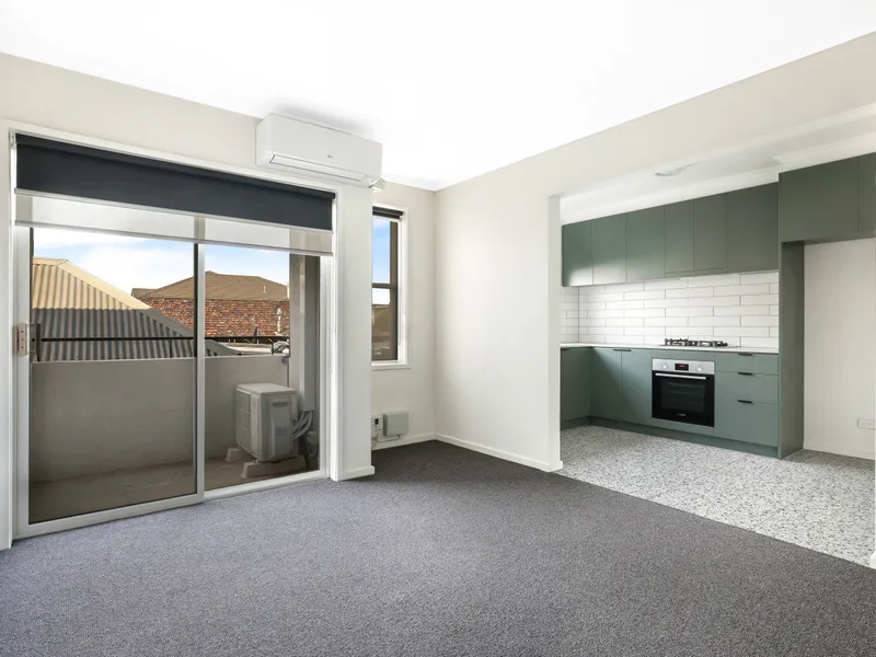 Completely renovated with all the mod cons in a sensational location
