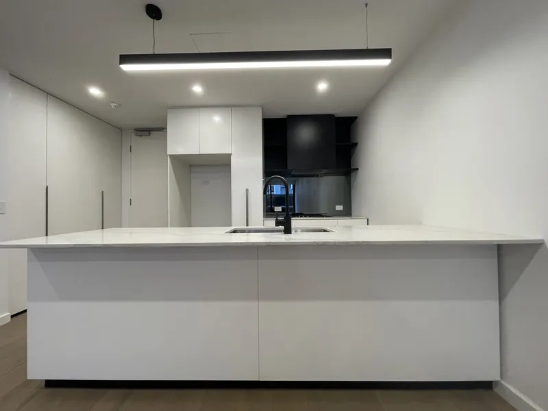 LIVE LIKE ROYALTY IN THIS BEAUTIFULLY APPOINTED APARTMENT WITH PRIVATE COURTYARD!