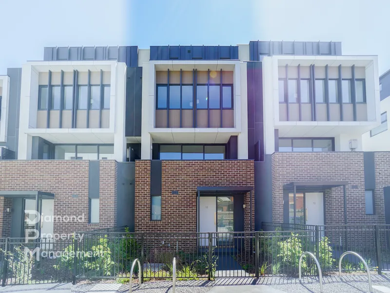 Brand New Owner-occupied Standard Townhome At Box Hill’s Prime Location