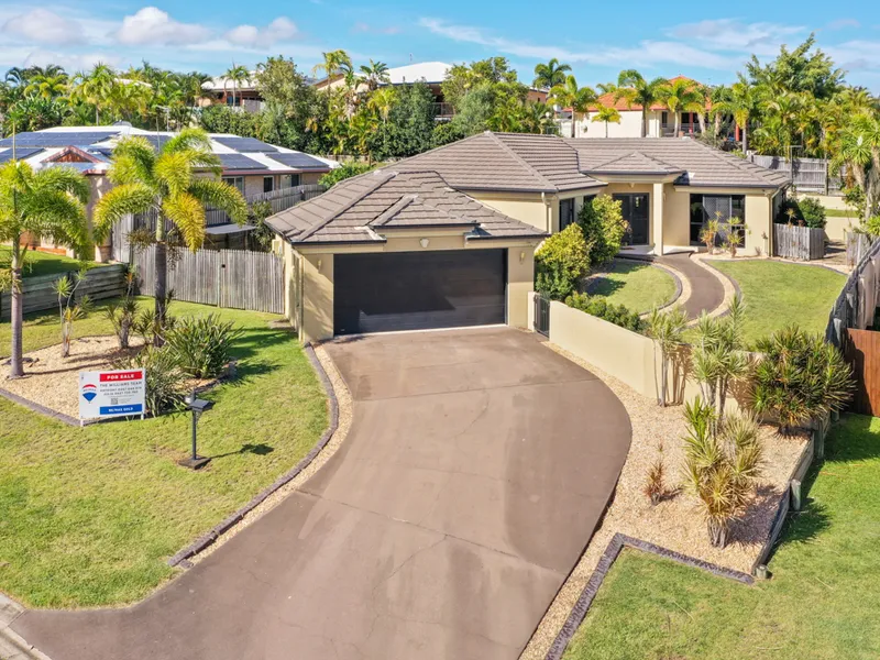 Executive Home in Sought-After Suburb!