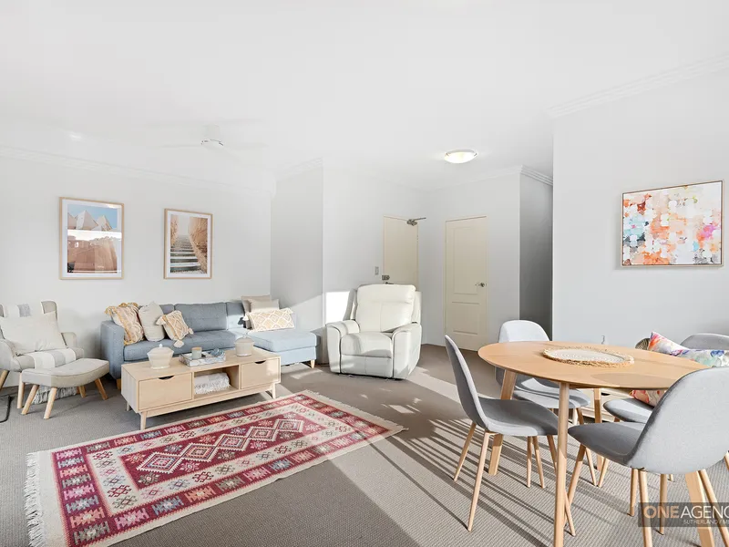 STUNNING 2 BEDROOM UNIT WITH VIEWS