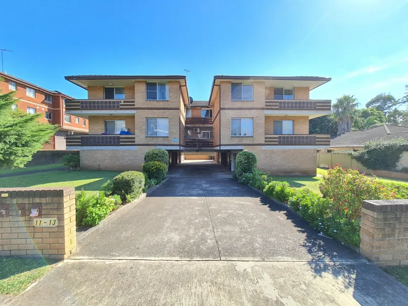 1 BEDROOM BEAUTY - FIRST FLOOR