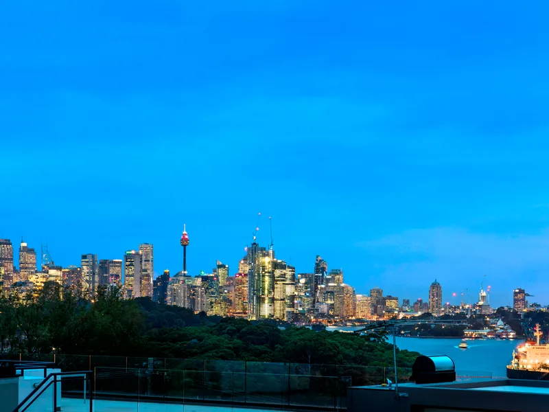 Boutique elegance and sublime Sydney Harbour view
