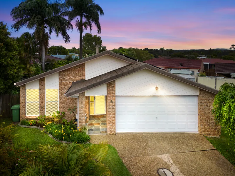 BRILLIANT HOME. GREAT QUIET CUL DE SAC LOCATION. ADD VALUE POTENTIAL.