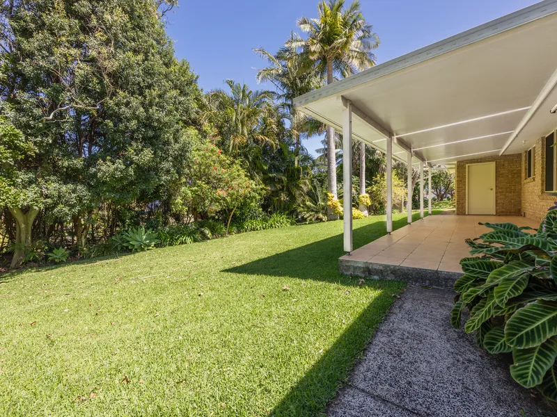Duplex in lovely garden setting