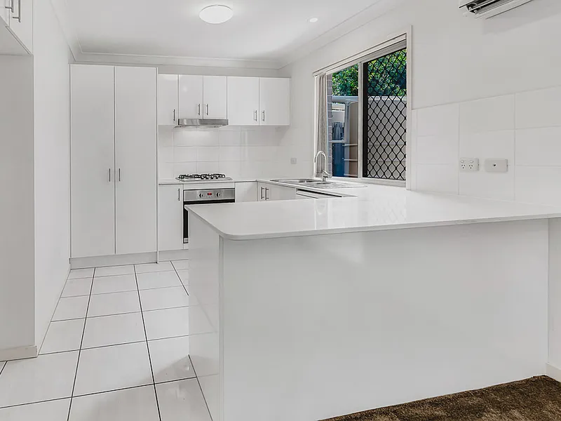 Well presented townhouse in Ivy Lane Complex