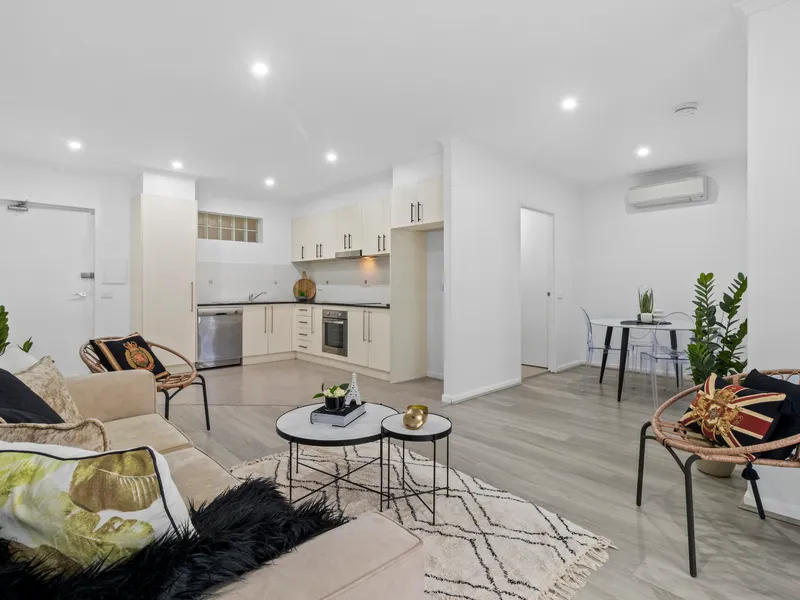 REAR GROUND LEVEL APARTMENT IN THE HEART OF KIPPAX