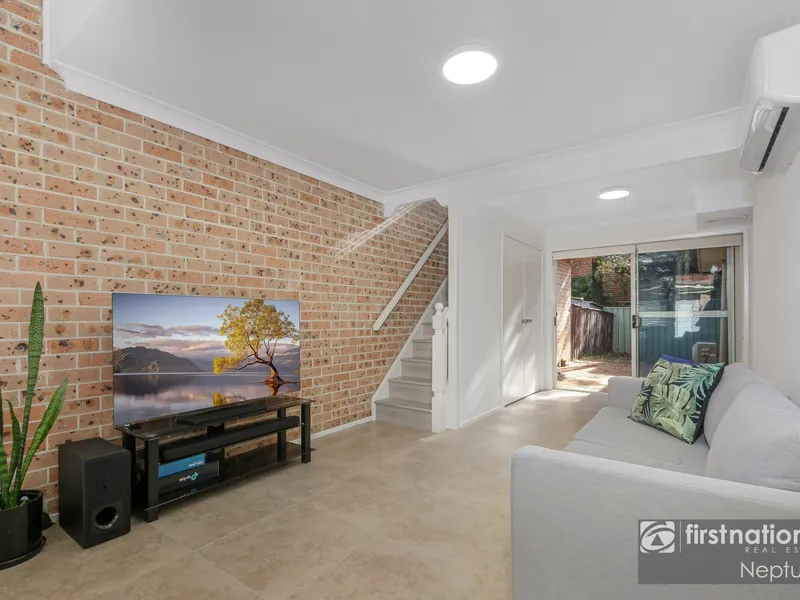 Beautifully Renovated Townhouse in Prime Location!