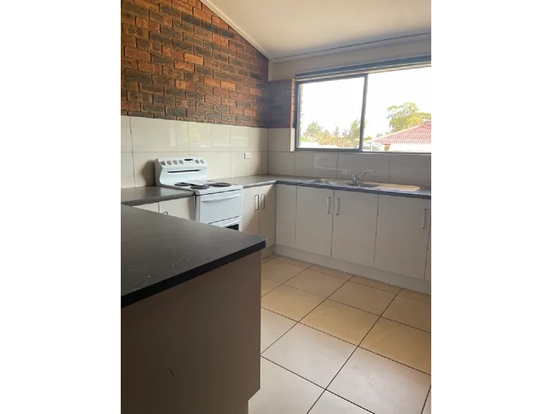 Spacious 3 Bedroom Unit - Quiet Location!