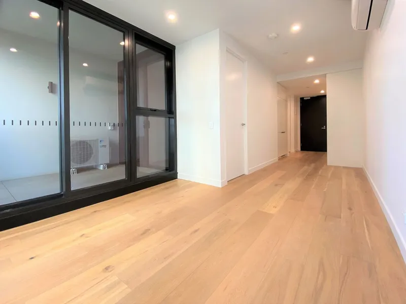 ONE BEDROOM APARTMENT IN THE HEART OF BOX HILL