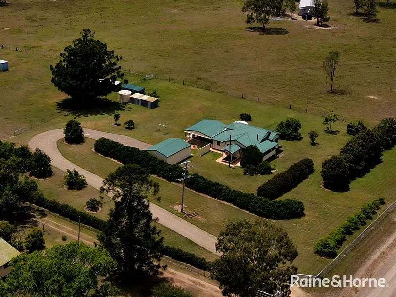 COUNTRY CHARM ON 154 ACRES, PLENTY OF WATER...