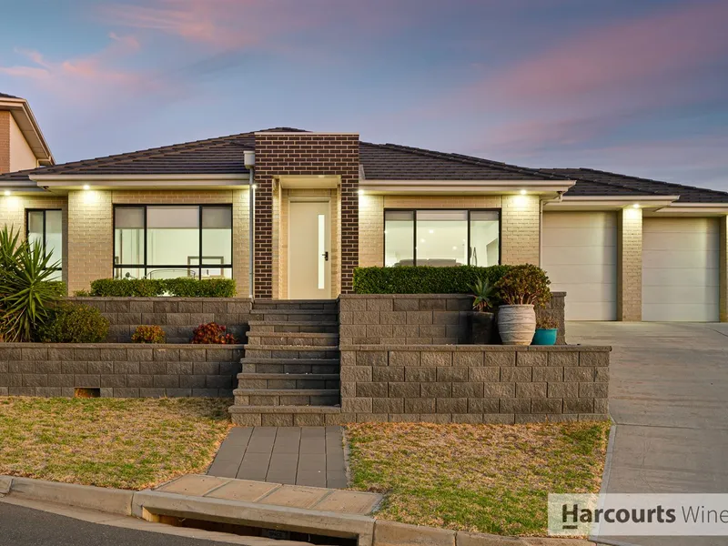 Stylish, Spacious with Stunning Views to the Sea