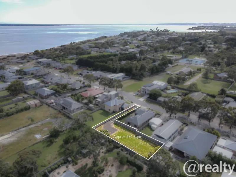 Beautiful Location to Inspire a Spectacular Home