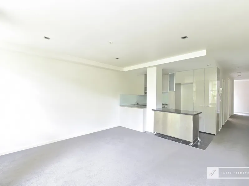 Spacious One Bedroom in Concept Blue - Water and Gas included