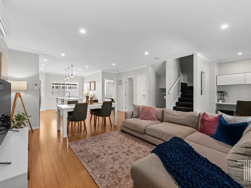 Modern Hamptons Townhouse Opposite the Minnippi Parklands