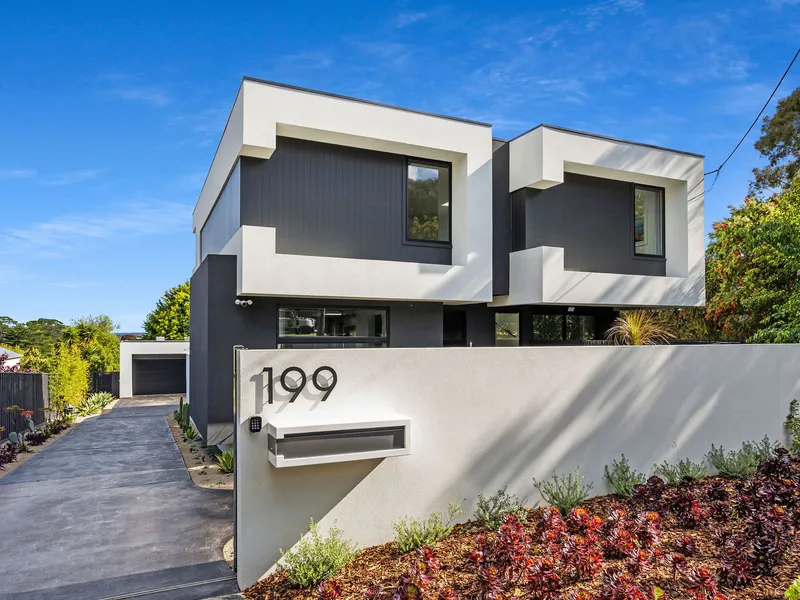 AN ARCHITECTURAL ACHIEVEMENT OF TRANSCENDENT APPEAL