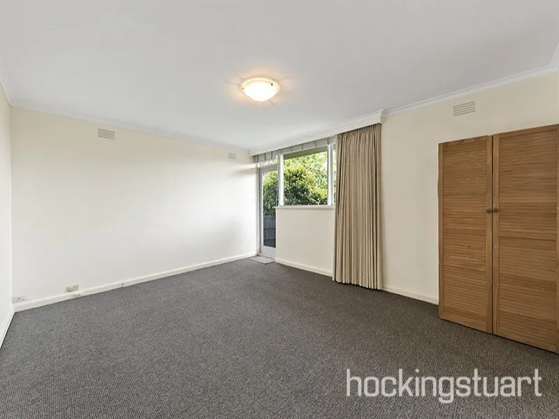Spacious Two Bedroom Apartment