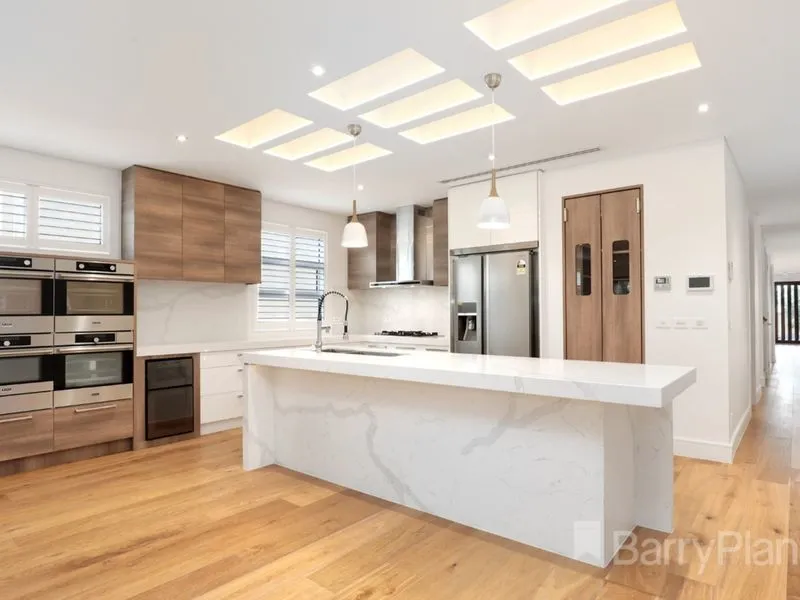 HIGH TECH HOME - BRIGHTON COMES TO BENTLEIGH