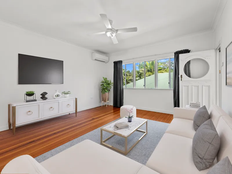 Beautiful 3-Bedroom Home with Ample Space in Carina Heights