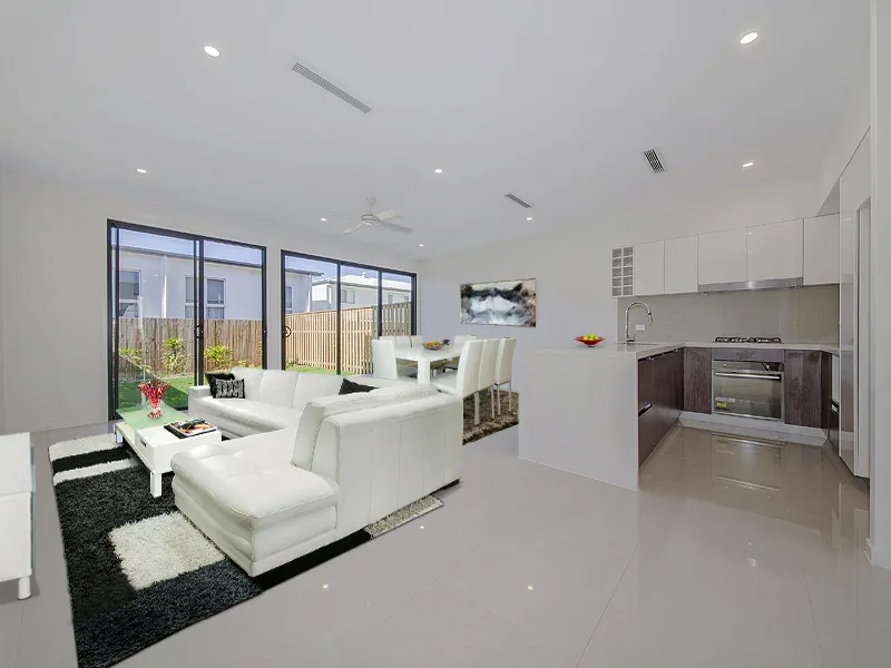 Designer Townhouse for Rent!