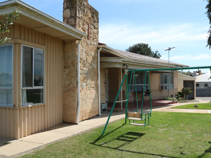 Affordable Home on Large Block