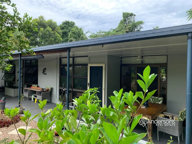 Comfy Home in Leafy Bingil Bay
